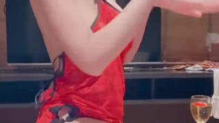 xxxโอนลี่แฟน คลิปหลุดน้องจูน Juniijune324 เน็ตไอดอลสาวสุดแซ่บ onlyfans เล่นหียั่วเย็ดจนหีแฉะน้ำไหลเยิ้มคาชุดกี่เพ้า